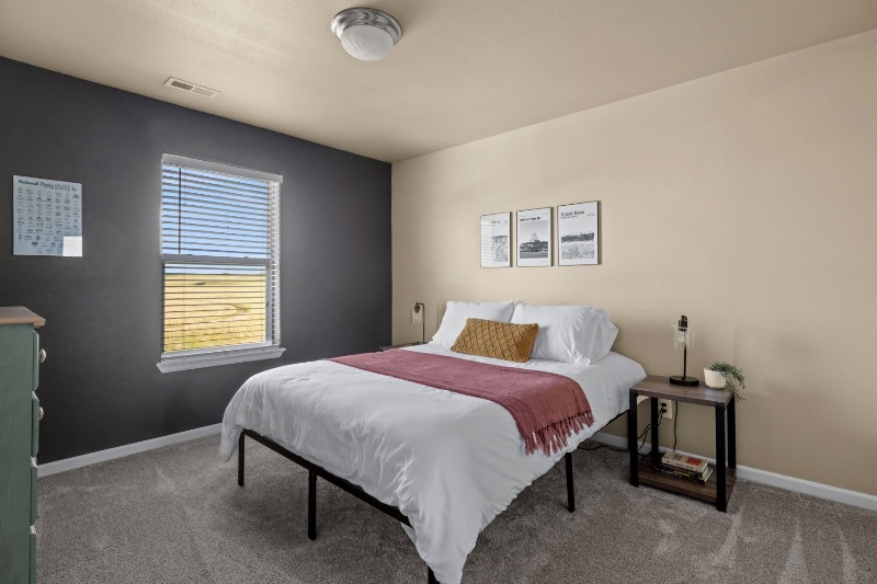 Spacious and modern townhouse in great location - Photo 8