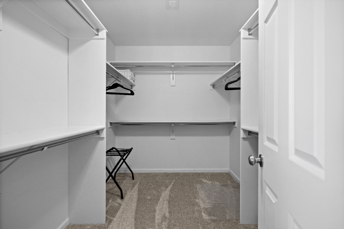 Spacious and modern townhouse in great location - Photo 6