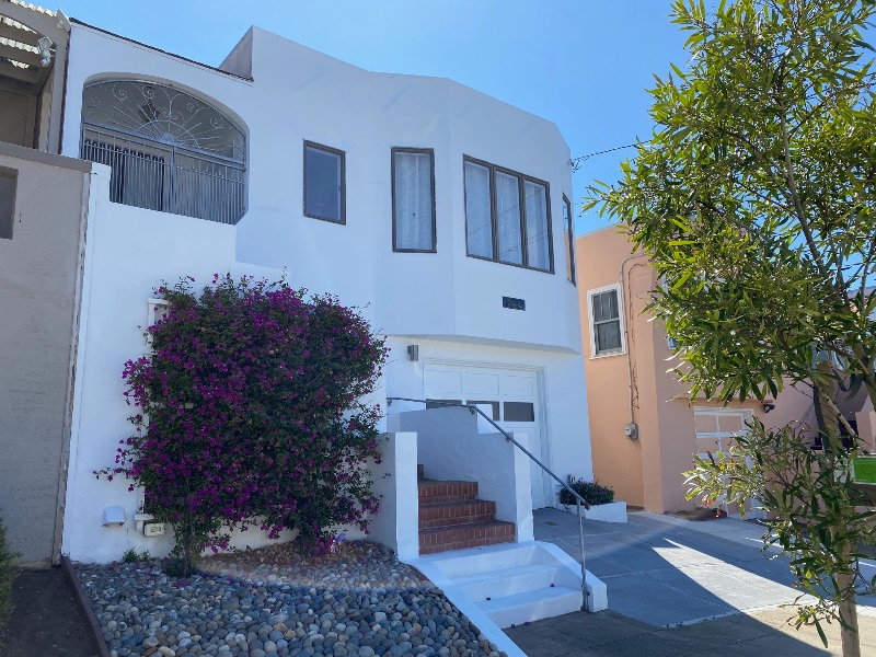 Spacious, light-filled 5-bedroom near UCSF - Photo 1