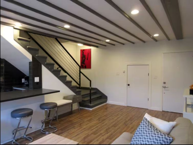 2-Story Furnished 1 Bedroom w/Vaulted Ceilings, Gated Property, New Kitchen & Bath, Parking, Full Size W&D, A/C - Photo 4