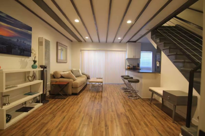 2-Story Furnished 1 Bedroom w/Vaulted Ceilings, Gated Property, New Kitchen & Bath, Parking, Full Size W&D, A/C - Photo 1