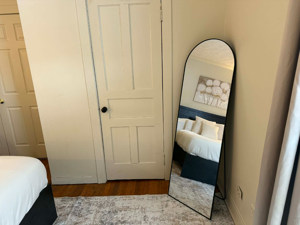 Furnished Priv Room near hospitals - Photo 8