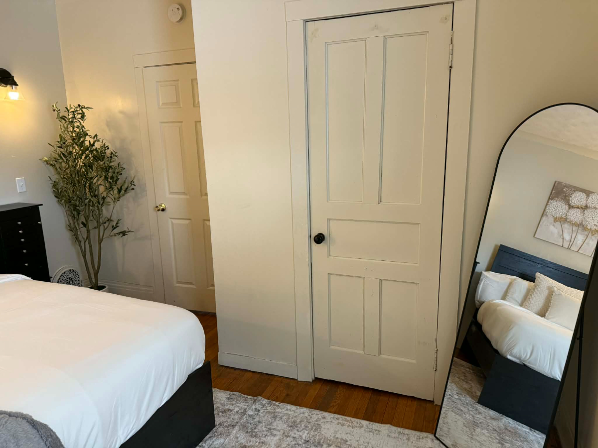 Furnished Priv Room near hospitals - Photo 10