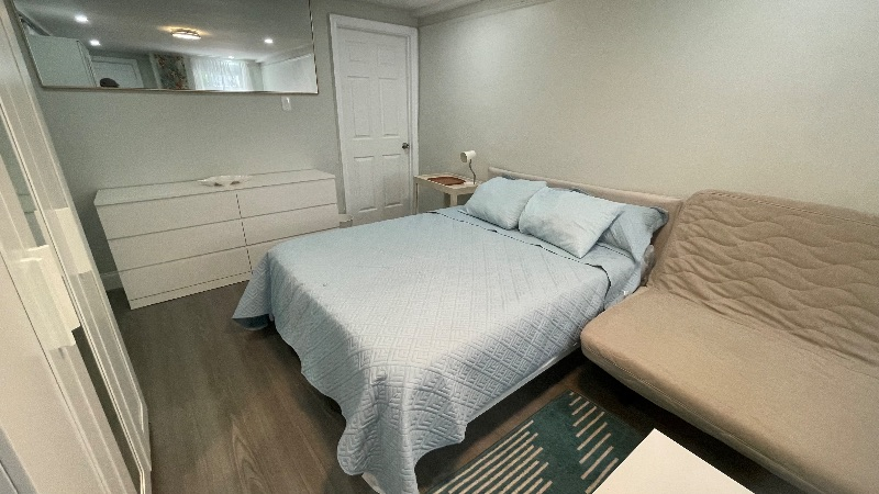 Cozy Flatbush Flats! 1-Bedroom Garden Apartment with Washer/Dryer, Dishwasher, Onsite Parking - Photo 6