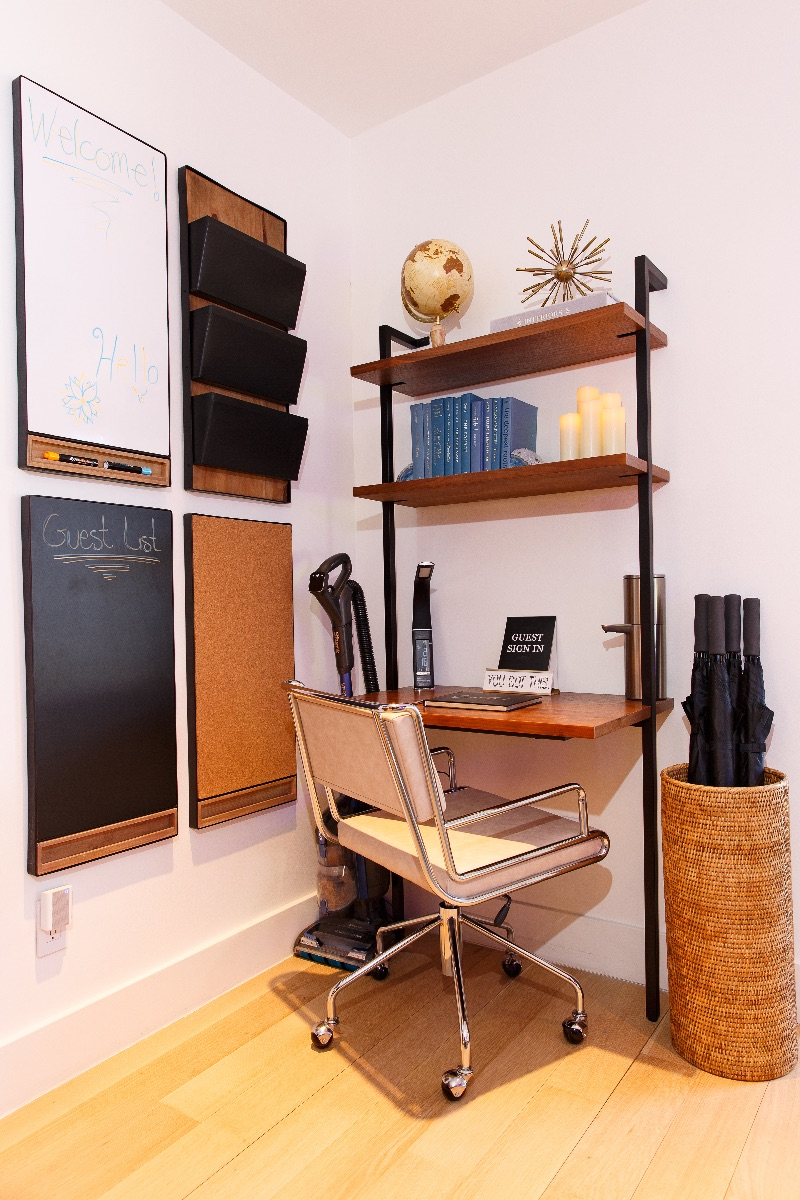 Luxury Living in Stylish BK Gem - Photo 4