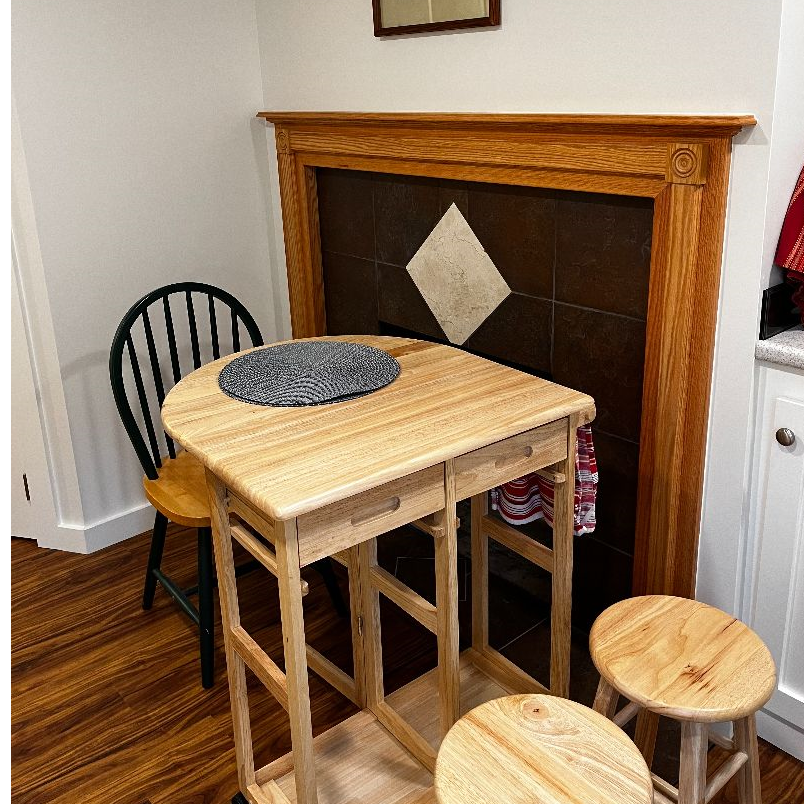 Cozy Oasis in Burlington's South End Arts District - Photo 3