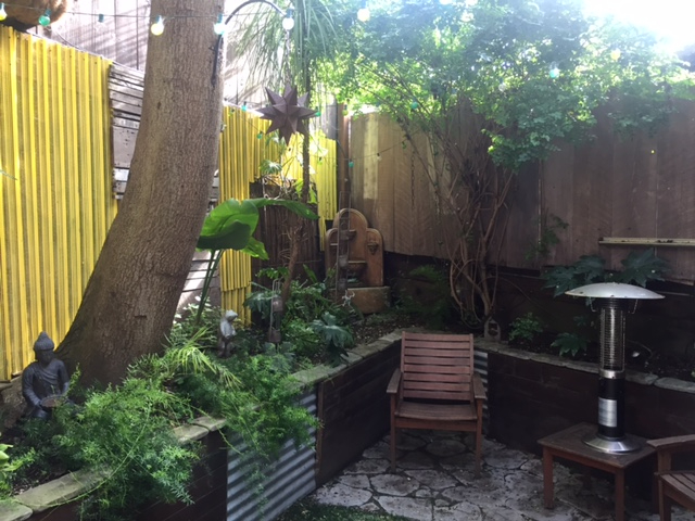Garden unit in Russian Hill - Photo 2