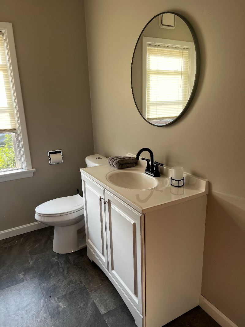 Cozy Vermont 2 Bedroom Apartment - Photo 2