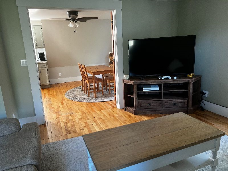 Cozy Vermont 2 Bedroom Apartment Furnished Finder(02)