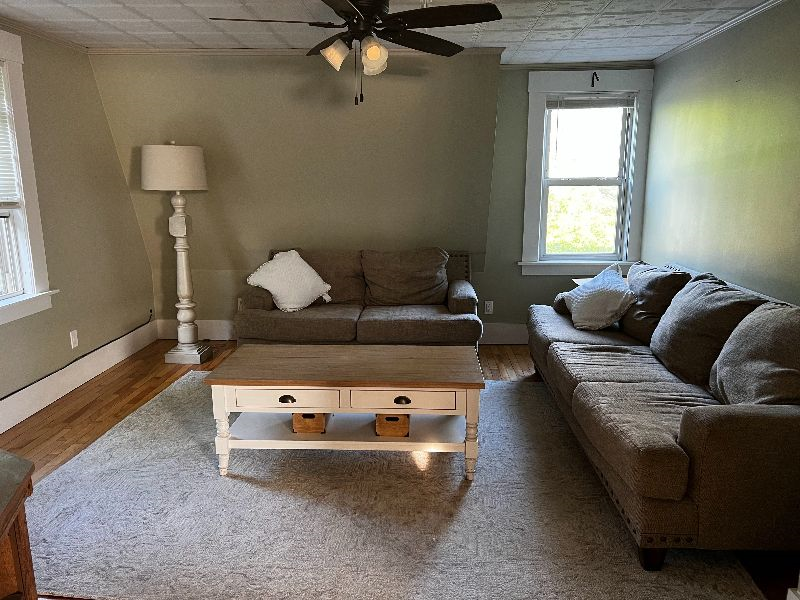Cozy Vermont 2 Bedroom Apartment - Photo 12