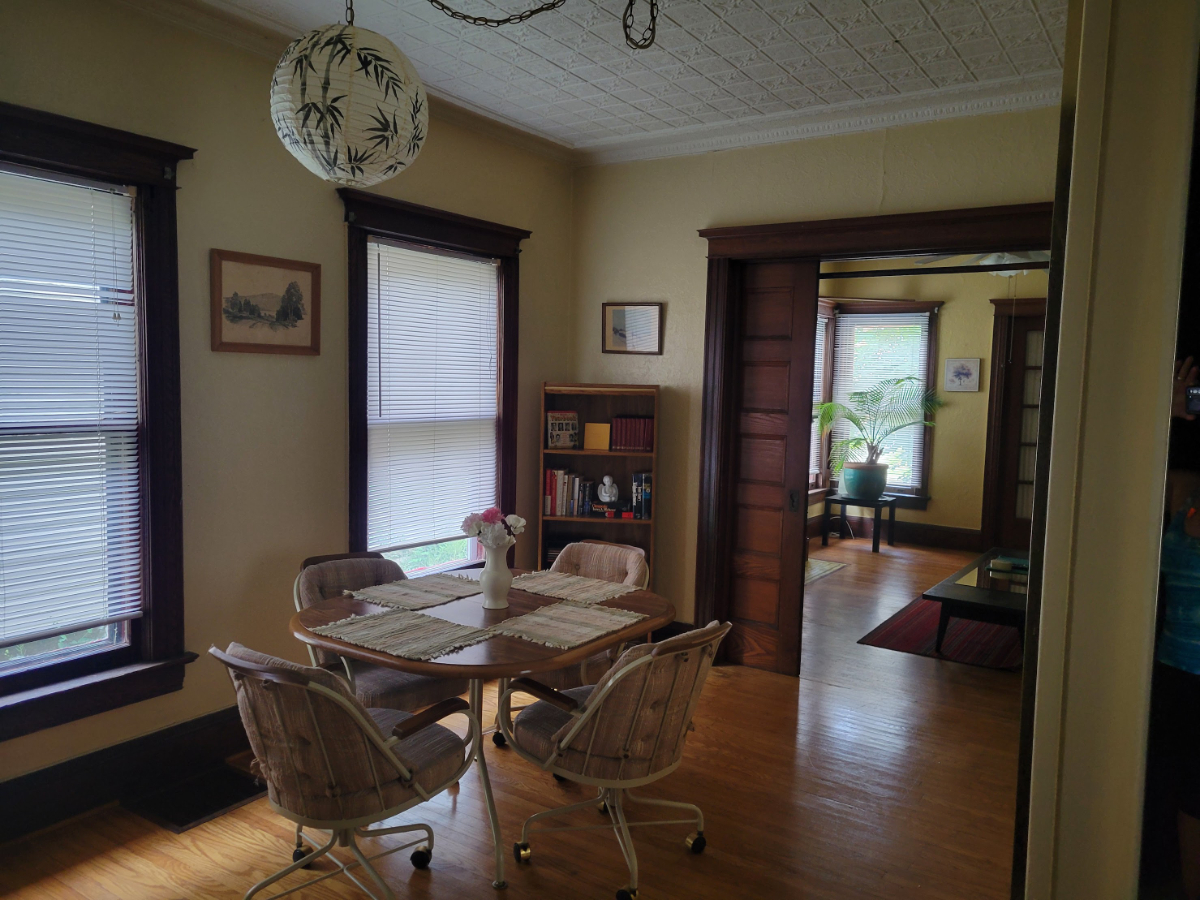 Large 1 bedroom, Strong/Highland area, see photos, read entire listing - Photo 3