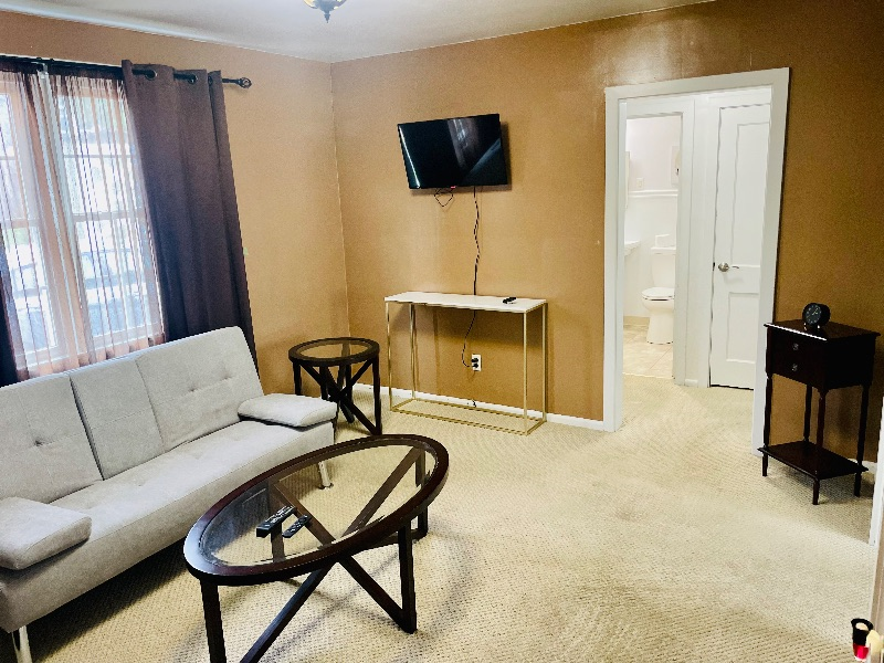 Apartment & Private garage - Photo 2