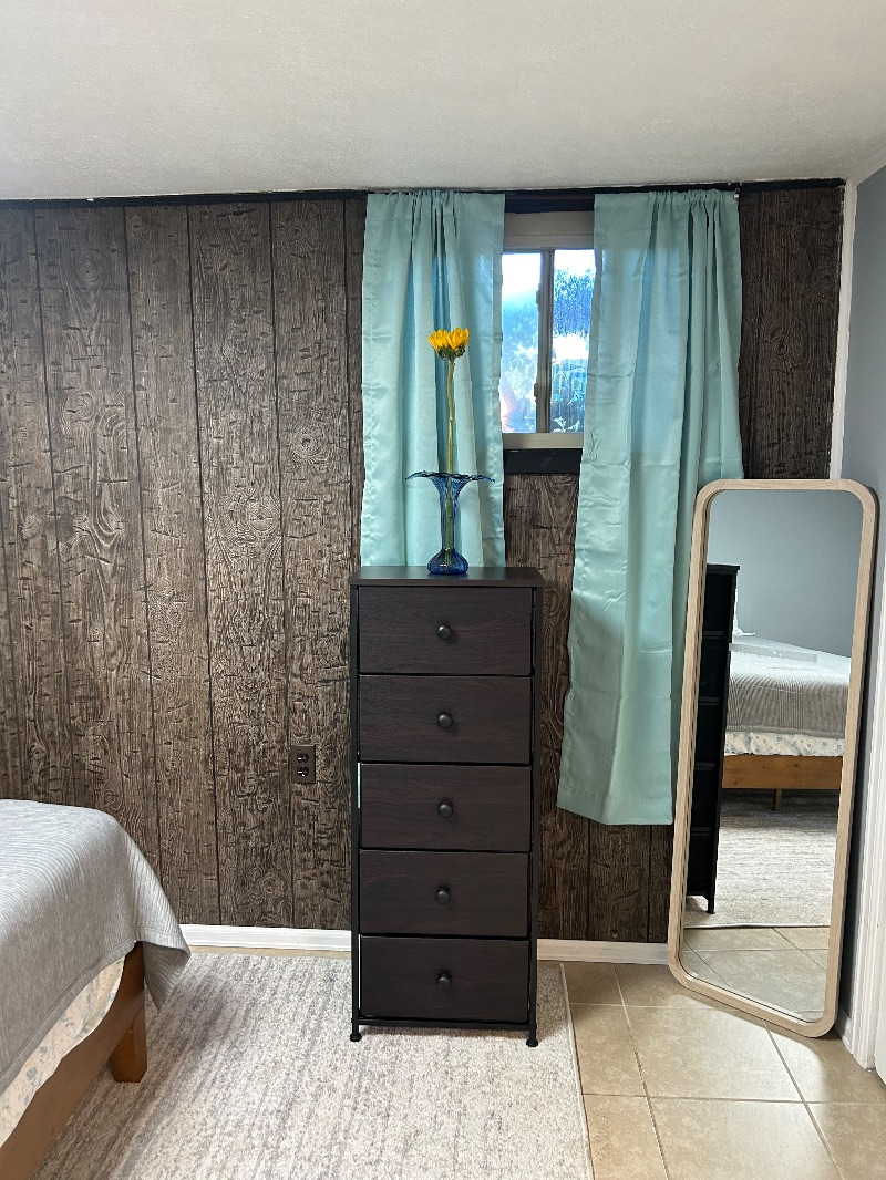 Basement Apartment Close to Campus - Photo 4