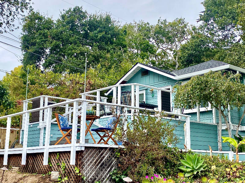 Lake Front Beach Oasis - Photo 2
