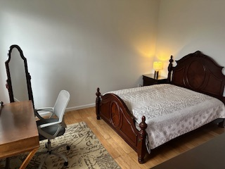 Stunning 2 BD, 2BA Apt in Private Brownstone...