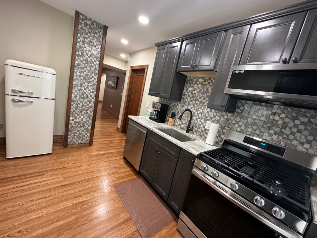 Brand New, Fully Furnished & Equipped, Downtown Niagara Falls NY - Photo 5