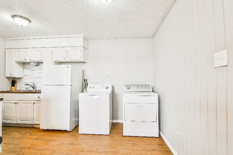 Close to Covenant and UMC Hospitals- One Bed/One Bath-Fully Furnished-All bills paid - Photo 6