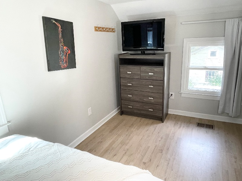 Cozy & Suburban -Entire House- East Rochester (Penfield/Fairport Border) - Photo 12
