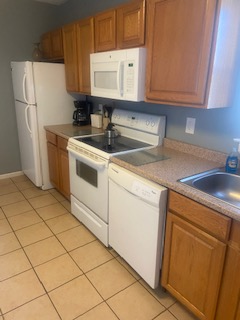 Lexington Golfview Cottage - Photo 4