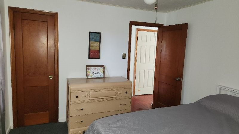 Cozy and Convenient 2-Bedroom House in Mcmechen WV - Photo 7