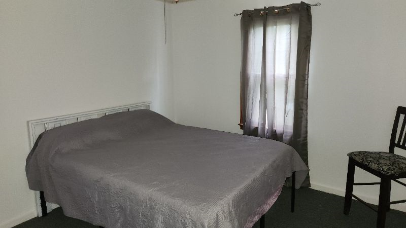 Cozy and Convenient 2-Bedroom House in Mcmechen WV - Photo 6