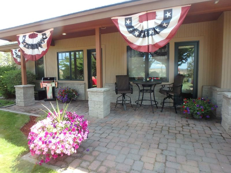 Executive Suite/Vacation/ Short Term Rental 30-90 days - Photo 1