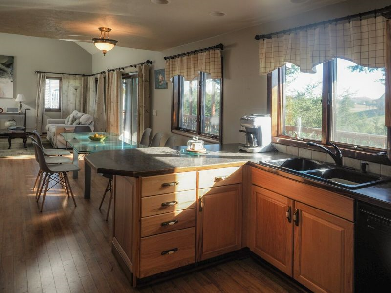 Spacious waterfront home in Upstate NY near Albany, Hudson, Catskill. - Photo 4