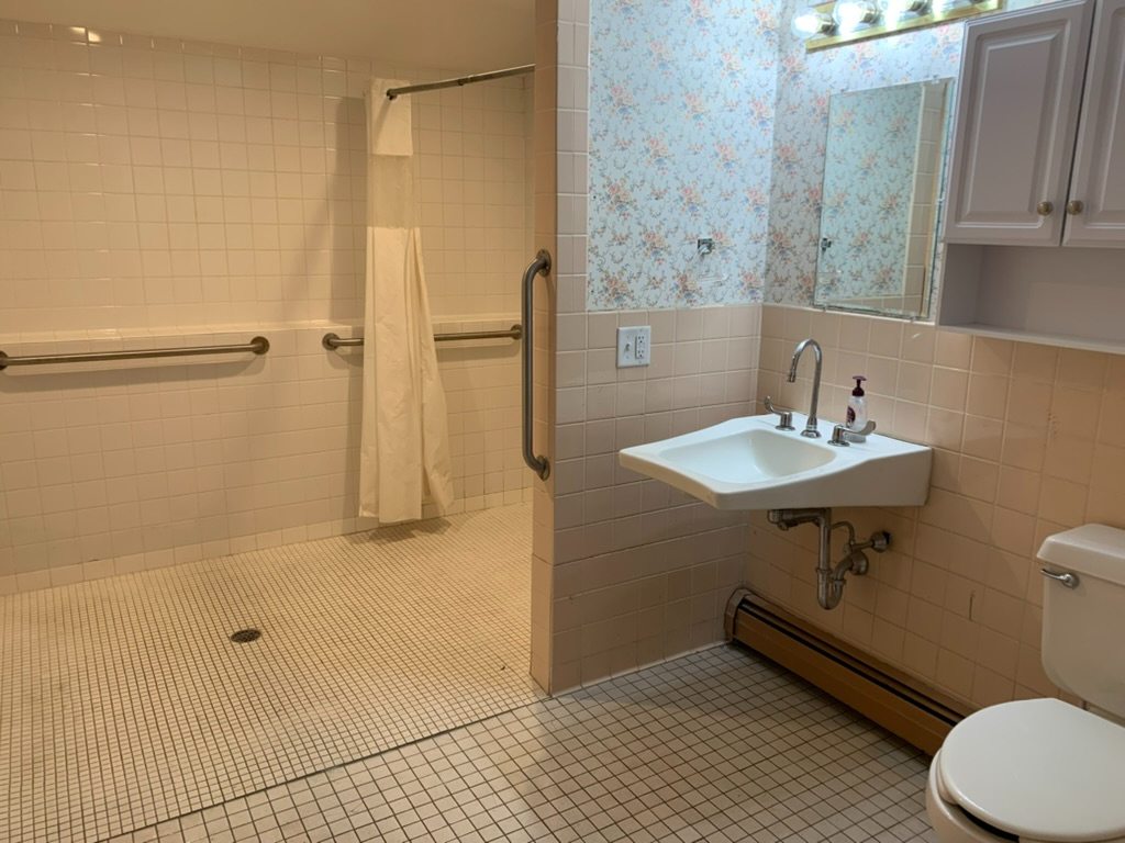 Cozy studio near downtown and hospital - Photo 3