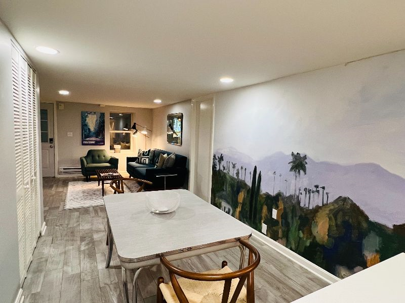 Beautiful Adams Morgan Apartment Close to Everything - Photo 3