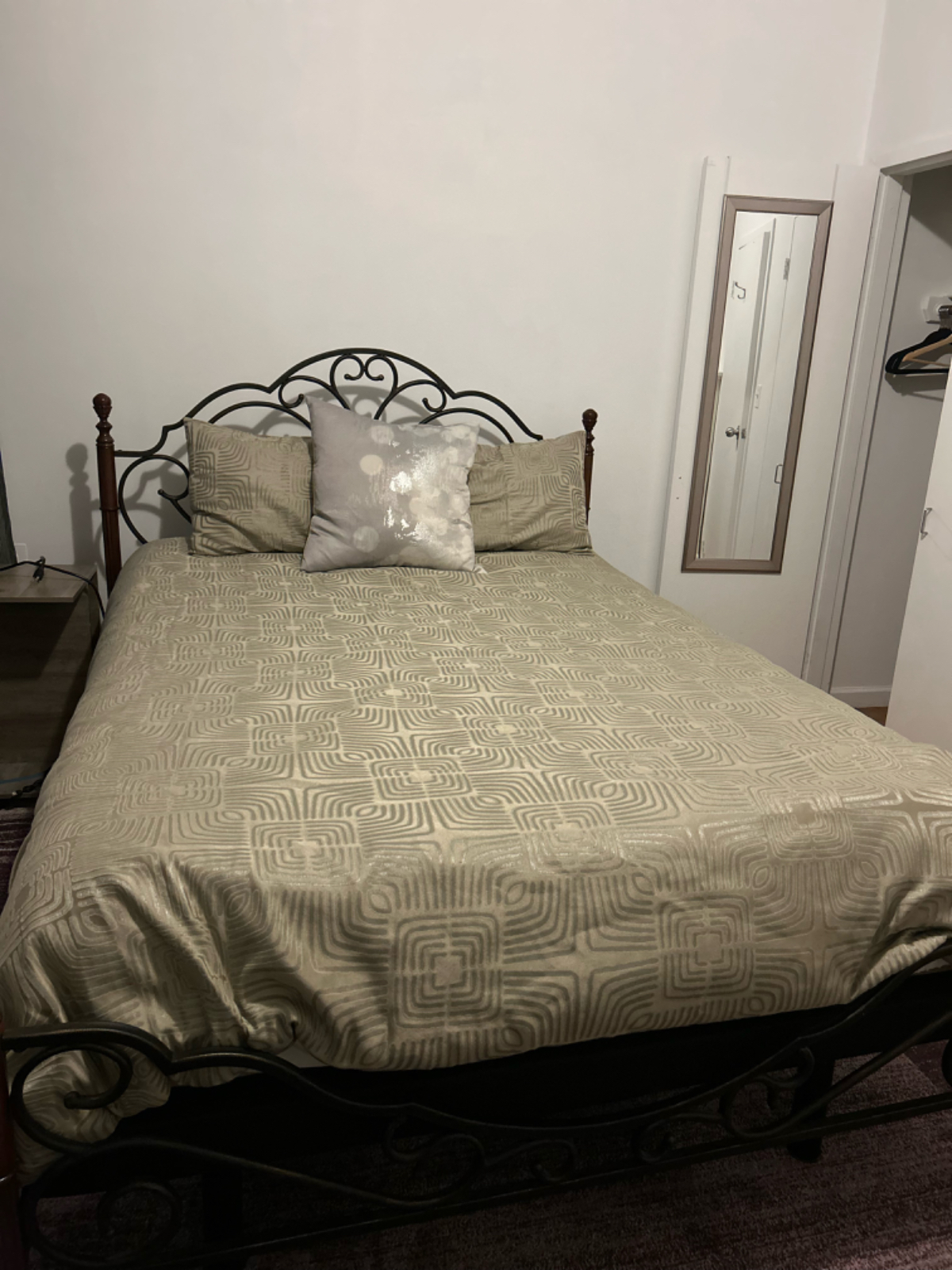 Apt in Manhattan Townhouse on the Upper Eastside- Owner Occupied Townhouse - Photo 7