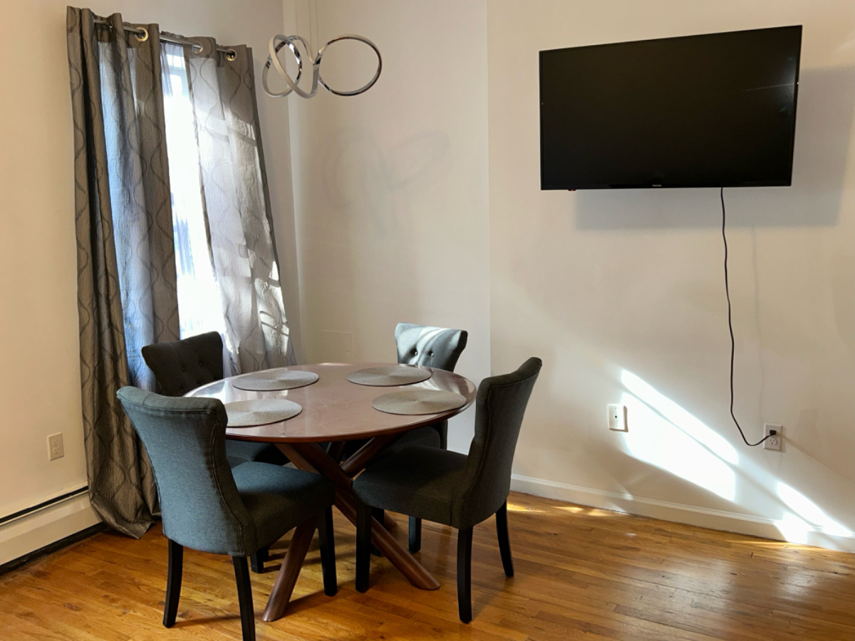 Apt in Manhattan Townhouse on the Upper Eastside- Owner Occupied Townhouse - Photo 8
