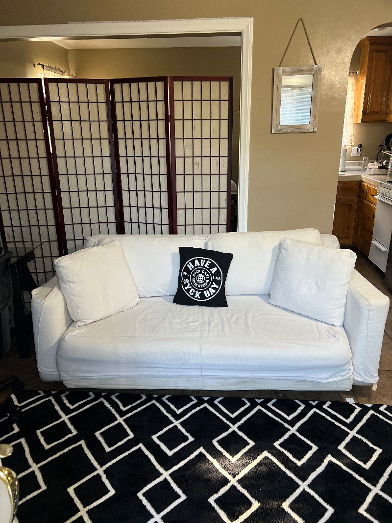 Quiet studio in beautiful Mid-City LA - Photo 2