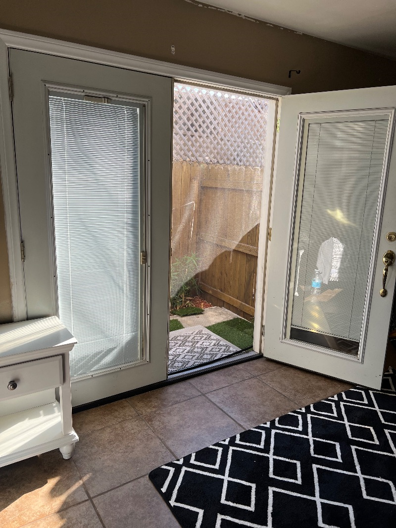Quiet studio in beautiful Mid-City LA - Photo 6