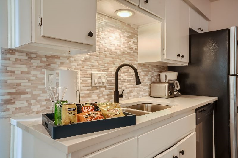 Fast Wi-Fi, Freshly renovated, Pet Friendly, 5min Domain,Dell,Tech Ridge,Apple,15min Downtown,Tesla - Photo 8