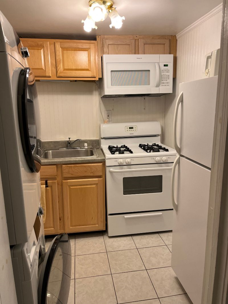 Private cozy one bedroom apartment centrally located - Photo 6