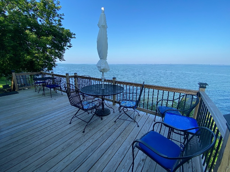 Bluebird Cottage on Lake Champlain - Photo 3