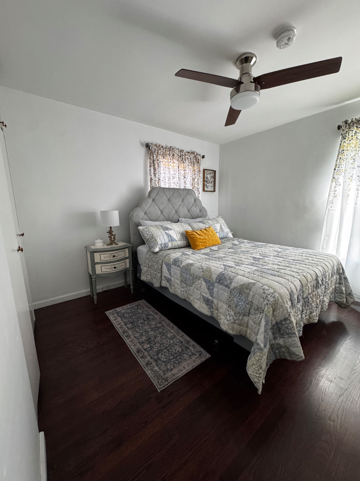 Fully Furnished Condo in Los Angeles - Photo 6