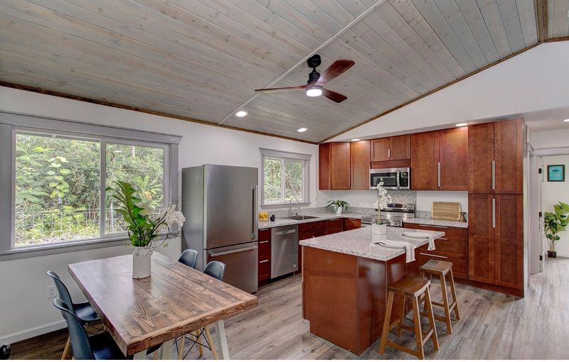 Brand new home-spacious and clean. - Photo 2