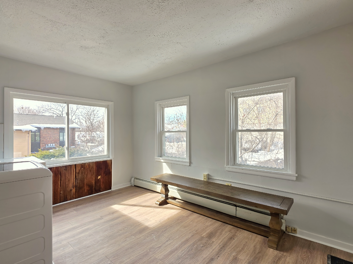 2nd Floor Apartment near I-89 - Photo 10