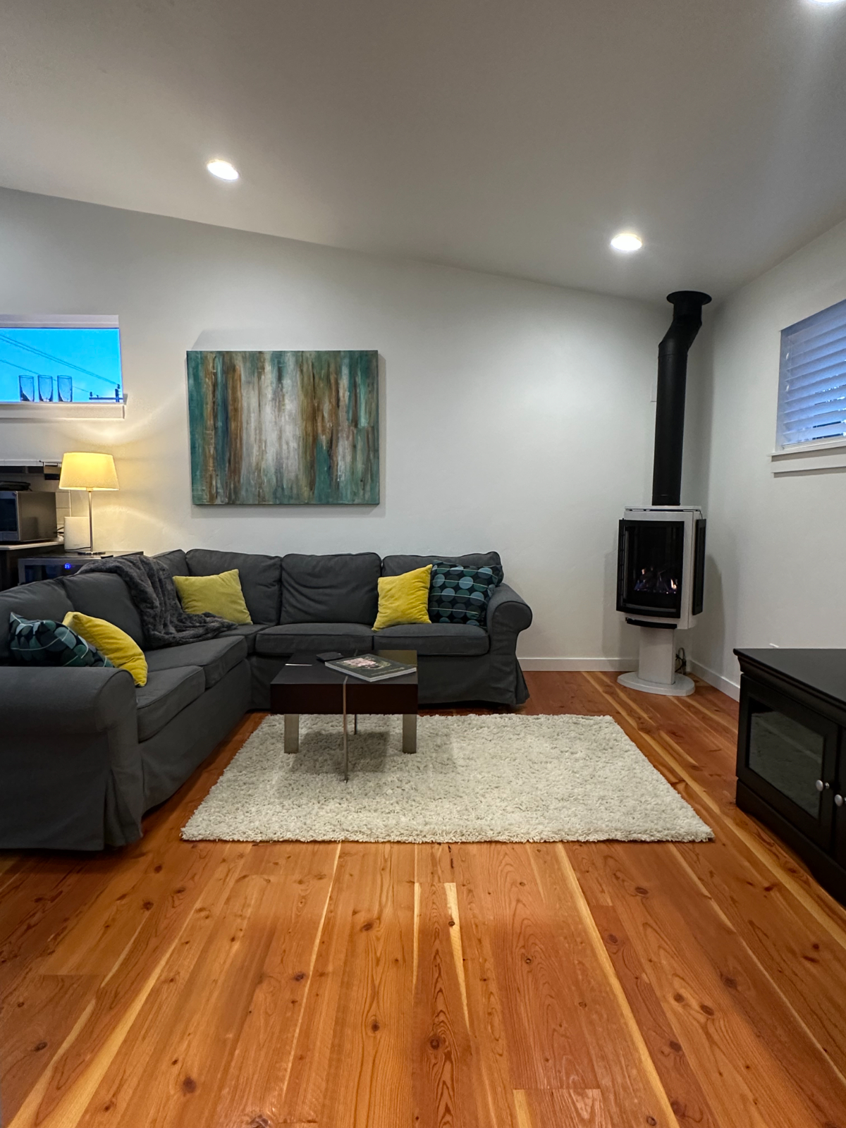 River West Furnished Craftsman - Photo 2