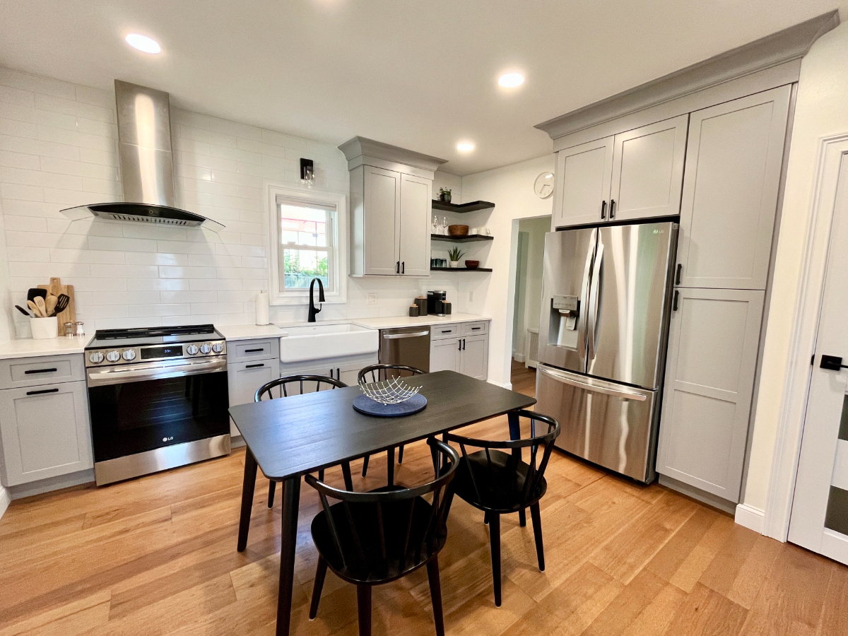Renovated 1BR - Near Hospitals - Photo 2
