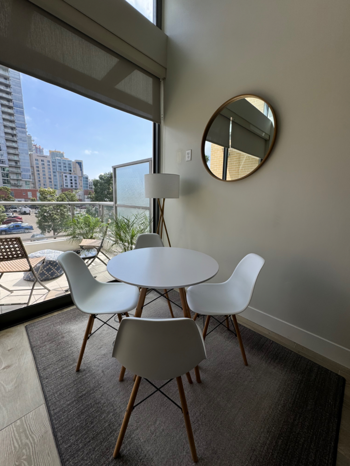 Loft in heart of Gaslamp Luxury Building - Photo 4