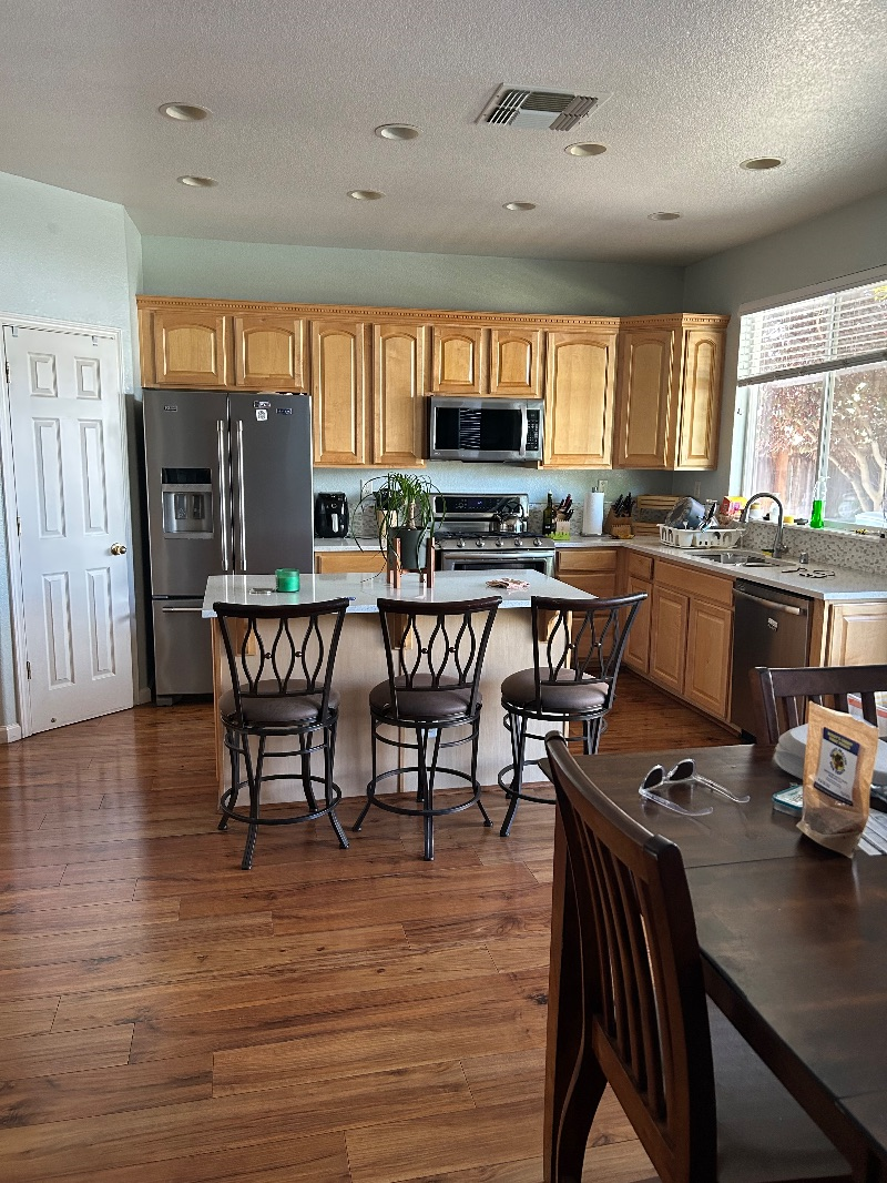 Room for rent with private bathroom in West Sacramento - Photo 5
