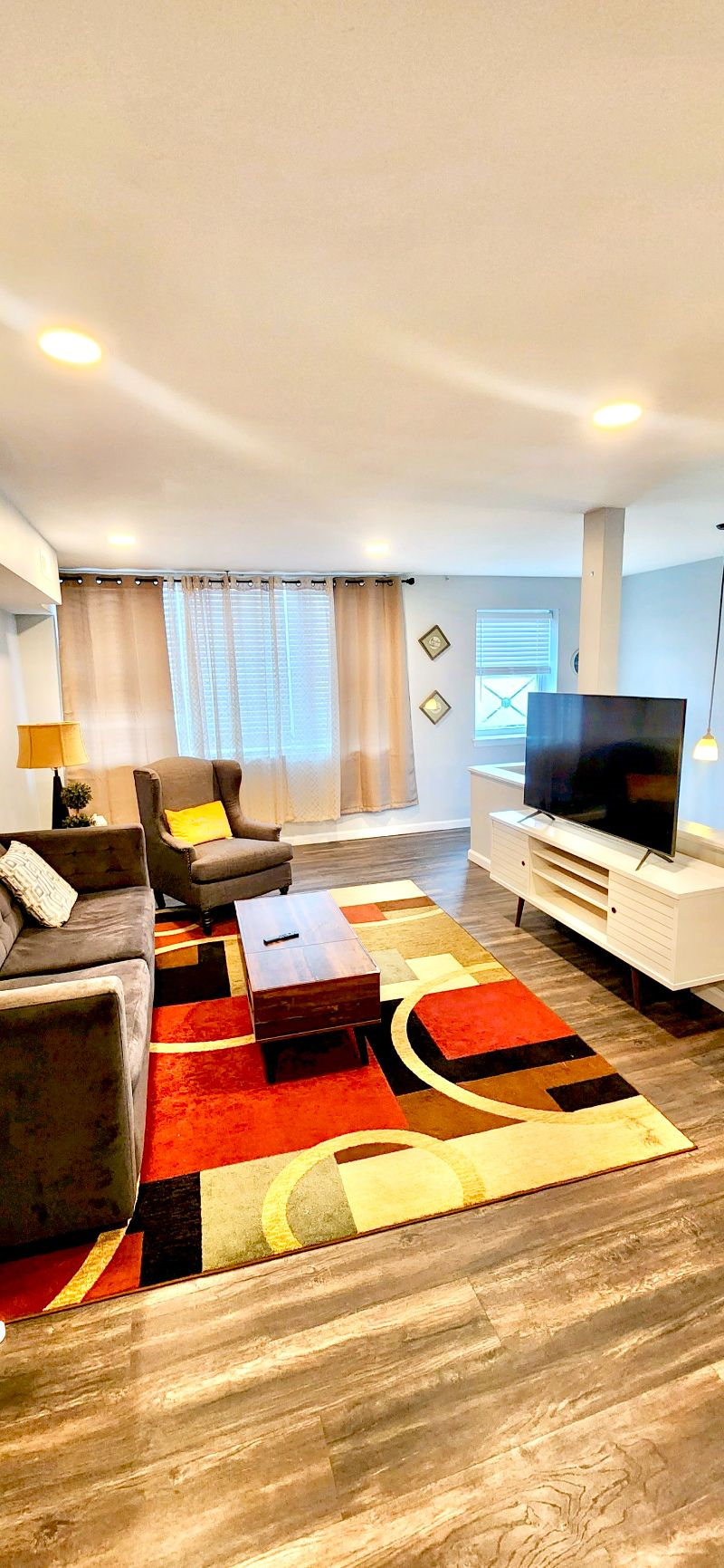 UNIT2 ALL UTILITIES INCLUDED 1 bed & 1 bath -... - Photo 8