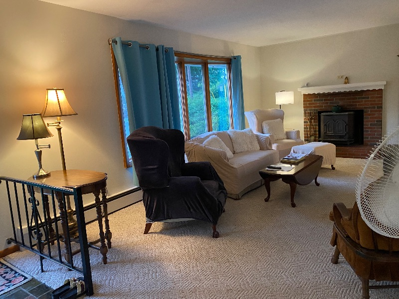 Cozy house near hospital, free parking, w/d, wifi, porch - Photo 1