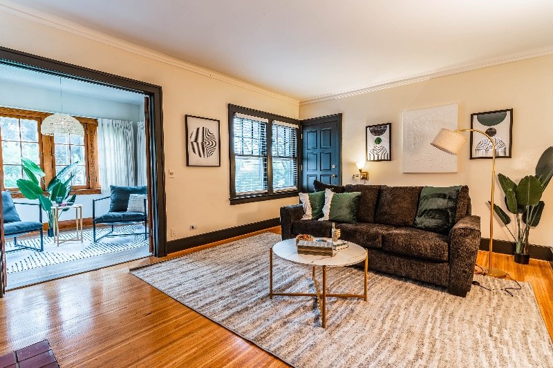 2 bdrm Park Ave Apartment - Photo 6