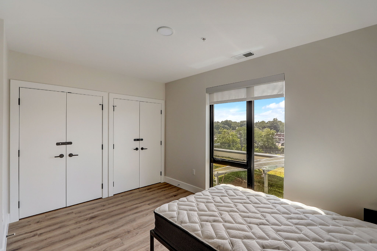 Takoma Co-Living, All Utilities Included (1mo FREE on 12mo, 2w FREE on 6-11mo) (Vine) - Photo 10