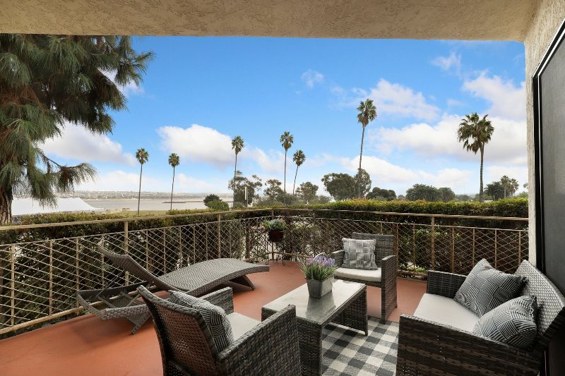 2 Bedroom Condo with large office in Pacific Beach - Photo 4