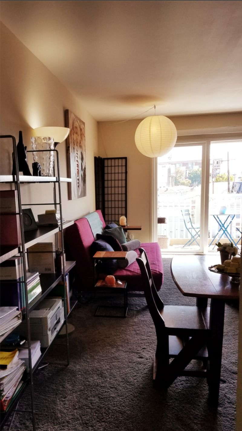 Furnished master suite in active neighborhood (cat/dog here) - Photo 4