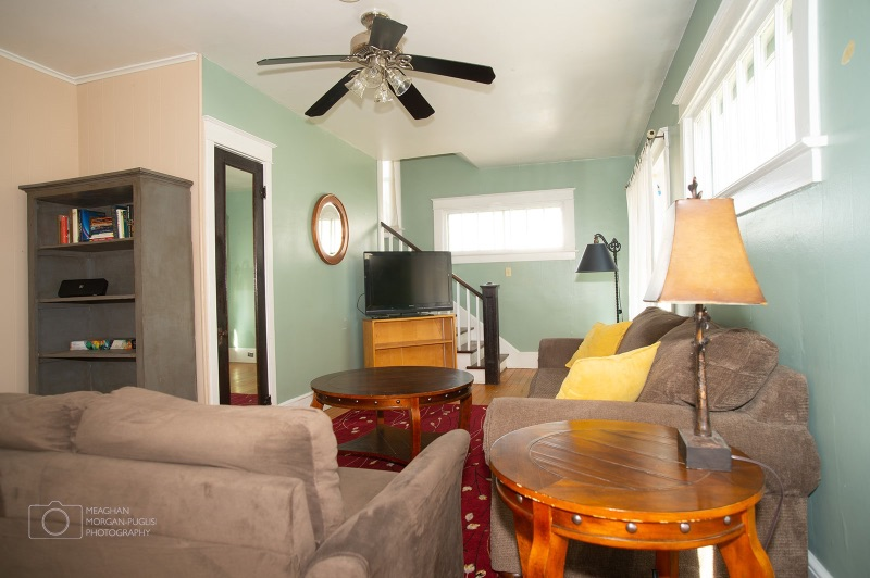 Bright and Cozy Home in Town - Photo 8